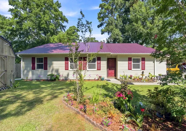 Photo 4 of Single family home for sale at 233 Stonebrook Dr, Myrtle Beach, SC 29588 | MLS# 2621752 | Listing updated on 2026-09-07