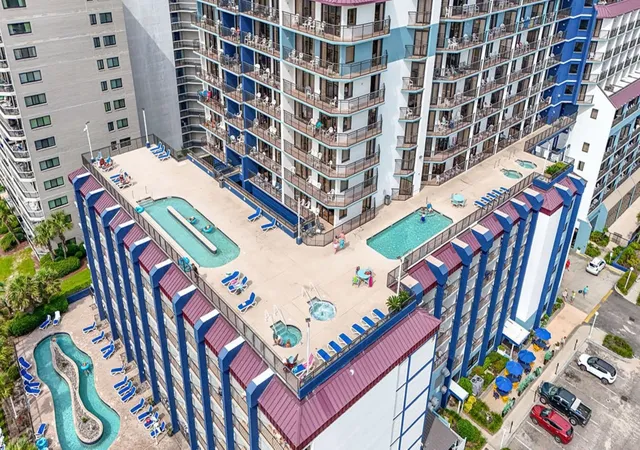 Listing Photo 4 - Condo for sale in building located at 201 77Th Ave N, Myrtle Beach, SC 29572 - Unit #735