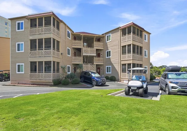 Photo 1 of Condo for sale at 609 Hillside Dr #D21, North Myrtle Beach, SC 29582 | MLS# 2621778 | Listing updated on 2026-09-13