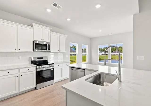 Photo 4 of Single family home for sale at 620 Lemon Drop Dr, Longs, SC 29568 | MLS# 2621806 | Listing updated on 2026-09-13