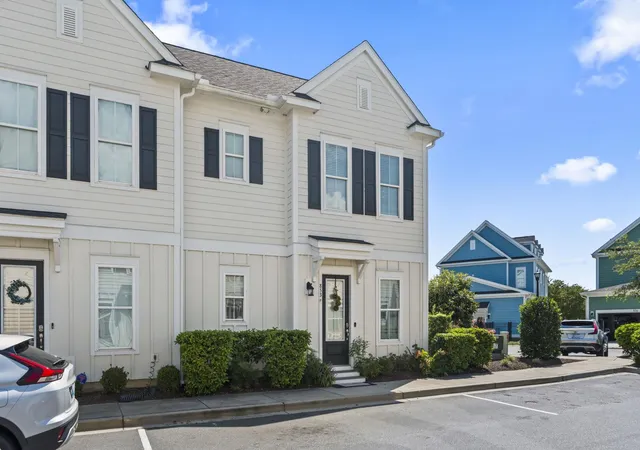 Photo 2 of Townhouse for sale at 853 Filliman Aly #F, Myrtle Beach, SC 29577 | MLS# 2621814 | Listing updated on 2026-09-30