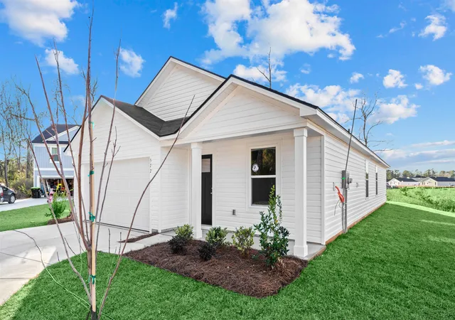 Photo 2 of Sale Pending at 284 Pleasant Valley Dr, Loris, SC 29569 | MLS# 2621867 | Listing updated on 2026-09-12