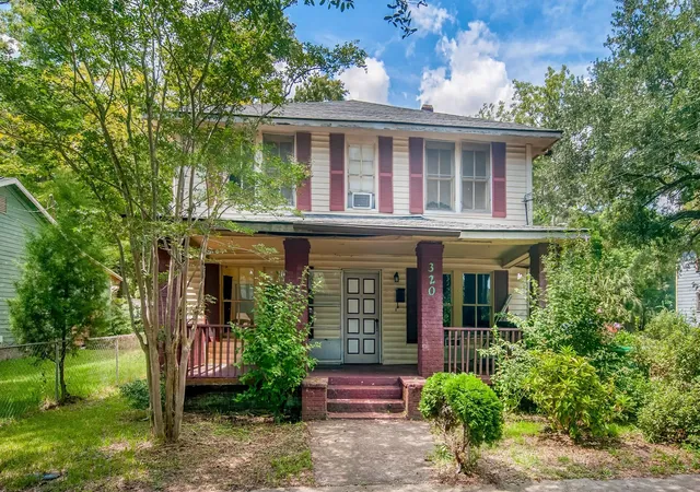 Photo 1 of Multi family home for sale at 320 S Kaminski St, Georgetown, SC 29440 | MLS# 2621893 | Listing updated on 2026-09-08
