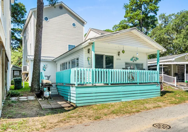 Photo 3 of Manufactured home for sale at 6001 S   1299 Kings Hwy, Myrtle Beach, SC 29575 | MLS# 2621898 | Listing updated on 2026-09-03