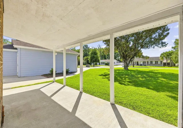 Photo 3 of Sale Pending at 802 Plantation Dr, Myrtle Beach, SC 29575 | MLS# 2621921 | Listing updated on 2026-09-09