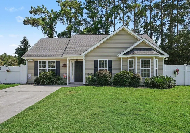 Photo 2 of Single family home for sale at 201 Holden Dr, Myrtle Beach, SC 29588 | MLS# 2621929 | Listing updated on 2026-09-16