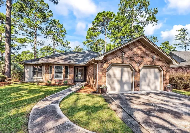 Photo 1 of Sale Pending at 104 Moss Cir, Conway, SC 29526 | MLS# 2621931 | Listing updated on 2026-09-11