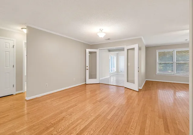 Photo 3 of Sale Pending at 104 Moss Cir, Conway, SC 29526 | MLS# 2621931 | Listing updated on 2026-09-11