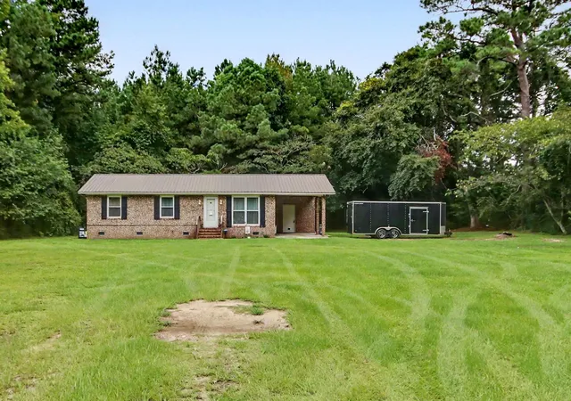 Photo 3 of Single family home for sale at 1057 Cohen Dr, Hemingway, SC 29554 | MLS# 2621952 | Listing updated on 2026-09-05