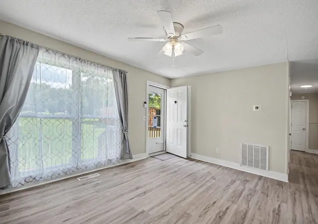 Photo 3 of Single family home for sale at 1057 Cohen Dr, Hemingway, SC 29554 | MLS# 2621952 | Listing updated on 2026-09-05