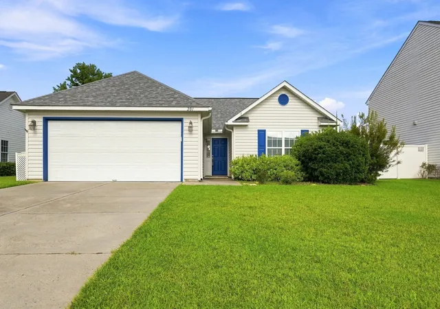 Photo 1 of Single family home for sale at 201 Coldwater Cir, Myrtle Beach, SC 29588 | MLS# 2621955 | Listing updated on 2026-09-08
