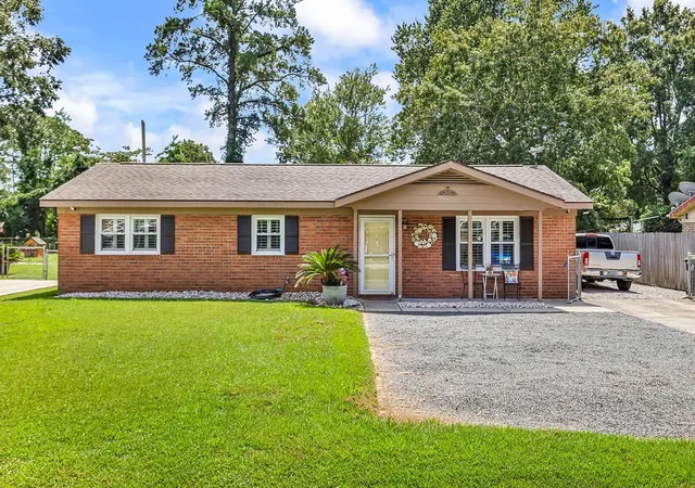 Photo 1 of Sale Pending at 5582 Dogwood Cir, Myrtle Beach, SC 29588 | MLS# 2621992 | Listing updated on 2026-09-17