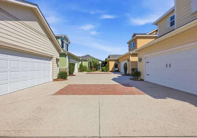Photo 2 of Single family home for sale at 1871 High St, Myrtle Beach, SC 29577 | MLS# 2621994 | Listing updated on 2026-09-08
