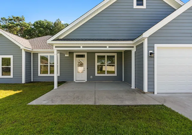 Photo 3 of Sale Pending at 141 Lions Paw Ct, Loris, SC 29569 | MLS# 2622001 | Listing updated on 2026-09-10