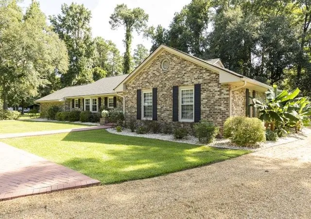 Photo 3 of Single family home for sale at 1966 Marion St, Georgetown, SC 29440 | MLS# 2622009 | Listing updated on 2026-09-06