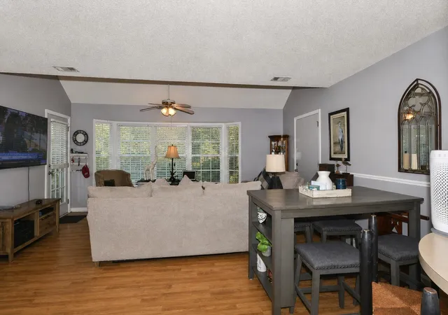 Photo 4 of Condo for sale at 1202 Erin Way #F, Myrtle Beach, SC 29577 | MLS# 2622022 | Listing updated on 2026-09-05