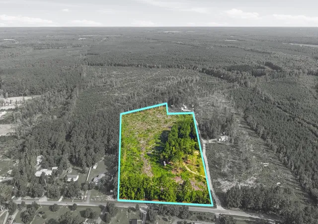Photo 1 of Land for sale at 2106 Mineral Springs Rd, Conway, SC 29527 | MLS# 2622030 | Listing updated on 2026-10-06