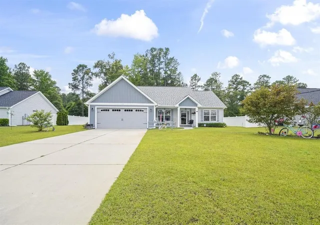 Single family home for sale at 148 Penn Cir, Galivants Ferry, SC 29544 | MLS# 2622089