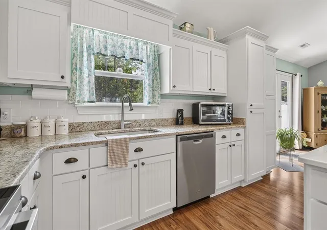 Photo 4 of Single family home for sale at 148 Penn Cir, Galivants Ferry, SC 29544 | MLS# 2622089 | Listing updated on 2026-09-12