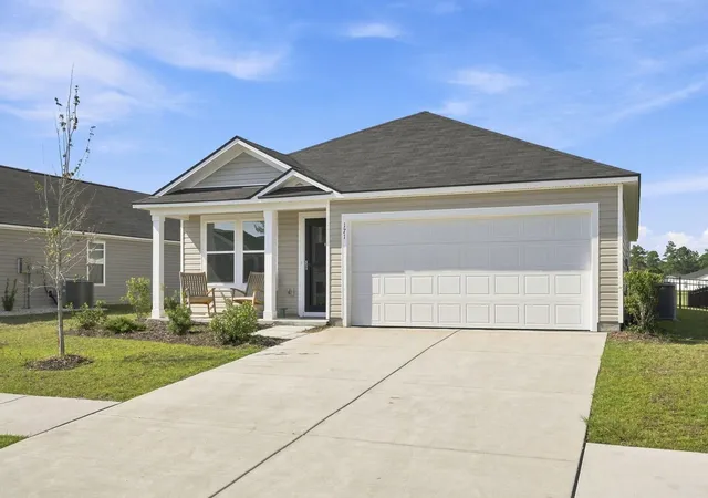 Photo 2 of Sale Pending at 171 Warner Xing Way, Loris, SC 29569 | MLS# 2622097 | Listing updated on 2026-09-10