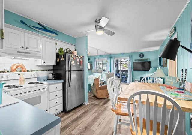 Listing Photo 5 - Condo for sale in building located at 4201 N Ocean Blvd, North Myrtle Beach, SC 29582 - Unit #1C