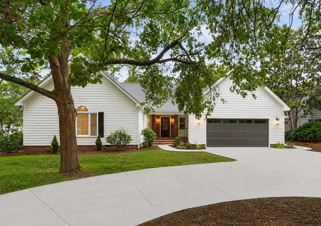 Photo 1 of Single family home for sale at 5703 Pickens Ave, Myrtle Beach, SC 29577 | MLS# 2622128 | Listing updated on 2026-09-10