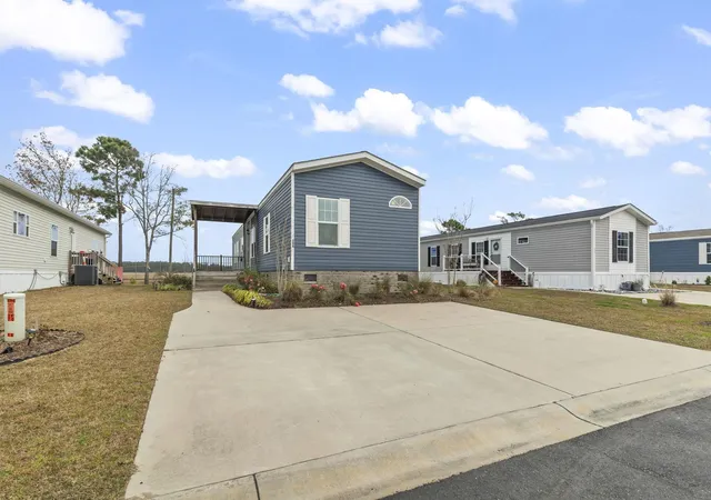 Photo 4 of Manufactured home for sale at 344 Hangar Ct, Myrtle Beach, SC 29577 | MLS# 2622138 | Listing updated on 2026-09-14