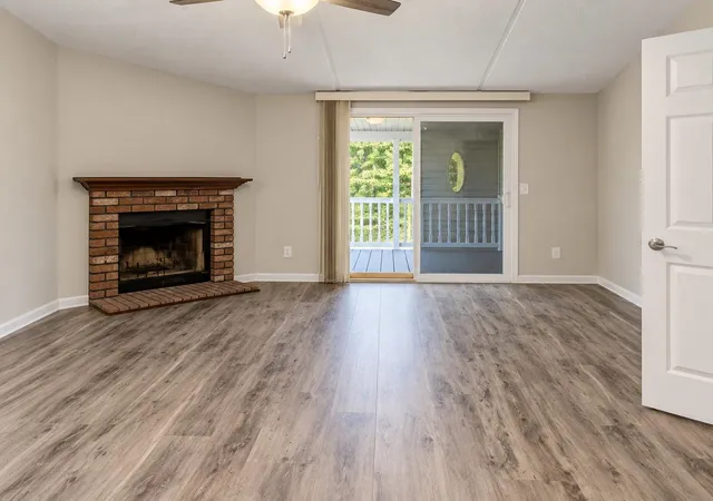 Photo 3 of Manufactured home for sale at 2035 Lees Landing Cir, Conway, SC 29526 | MLS# 2622189 | Listing updated on 2026-09-21