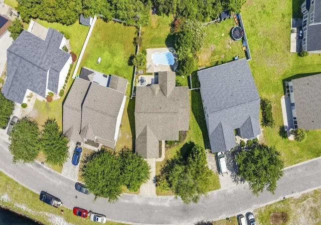 Photo 2 of Single family home for sale at 810 Indianola Ct, Myrtle Beach, SC 29579 | MLS# 2622192 | Listing updated on 2026-09-19