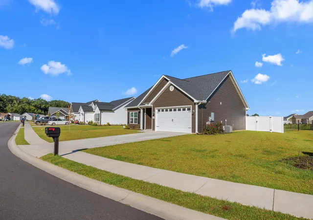 Photo 2 of Single family home for sale at 438 Shallow Cvs Dr, Conway, SC 29527 | MLS# 2622200 | Listing updated on 2026-09-09