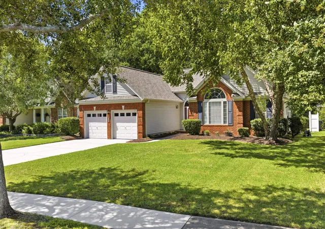 Photo 4 of Sale Pending at 4008 Edenborough Dr, Myrtle Beach, SC 29588 | MLS# 2622216 | Listing updated on 2026-09-10