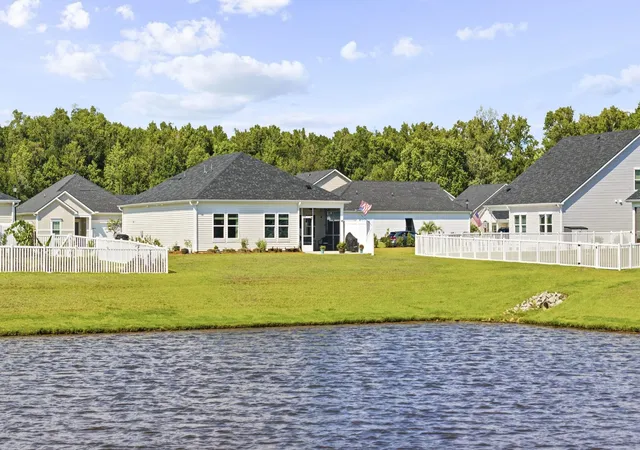 Photo 3 of Single family home for sale at 718 Lowell Ave Dr, Little River, SC 29566 | MLS# 2622228 | Listing updated on 2026-09-12