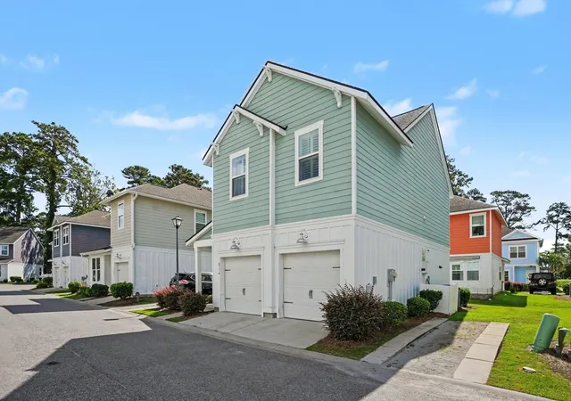 Photo 3 of Single family home for sale at 4736 Seclusion Ln, Myrtle Beach, SC 29577 | MLS# 2622229 | Listing updated on 2026-09-18