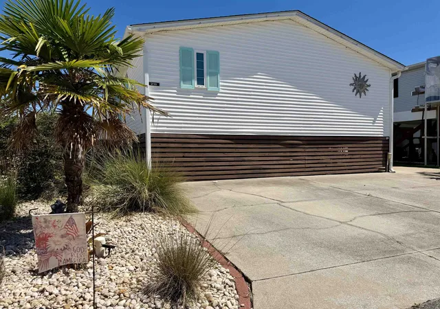 Manufactured home for sale at 218 Dixon Rd, Surfside Beach, SC 29575 | MLS# 2622235