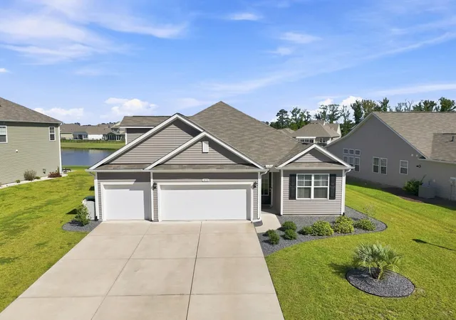 Photo 1 of Single family home for sale at 1050 Heather Glen Blvd, Little River, SC 29566 | MLS# 2622258 | Listing updated on 2026-10-05