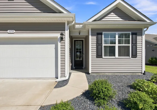 Photo 2 of Single family home for sale at 1050 Heather Glen Blvd, Little River, SC 29566 | MLS# 2622258 | Listing updated on 2026-10-05