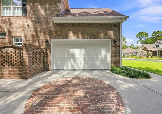 Photo 3 of Single family home for sale at 45 Highwood Cir, Murrells Inlet, SC 29576 | MLS# 2622279 | Listing updated on 2026-09-30