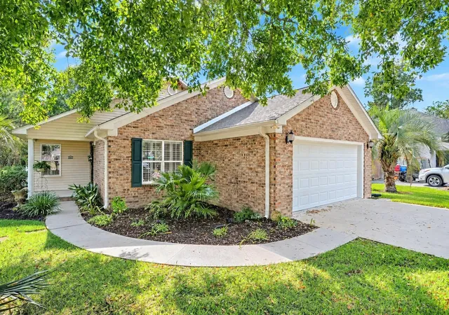 Photo 1 of Single family home for sale at 16 Wild Flower Trl, Pawleys Island, SC 29585 | MLS# 2622296 | Listing updated on 2026-09-25