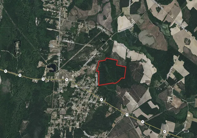 Photo 3 of Land for sale at 185 Legion St, Dillon, SC 29536 | MLS# 2622310 | Listing updated on 2026-09-10