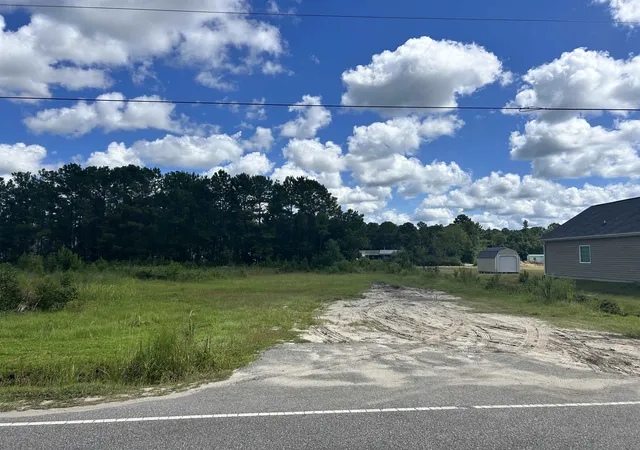 Photo 1 of Sale Pending at 935 Suggs St, Loris, SC 29569 | MLS# 2622343 | Listing updated on 2026-09-13