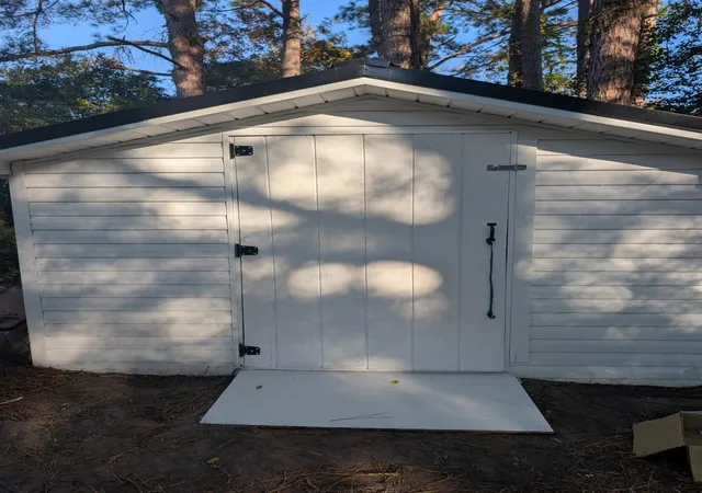 Photo 3 of Single family home for sale at 405 Stewart St, Dillon, SC 29536 | MLS# 2622369 | Listing updated on 2026-09-10