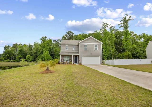 Photo 2 of Single family home for sale at 154 Brittmore Park Pl, Myrtle Beach, SC 29588 | MLS# 2622387 | Listing updated on 2026-09-10