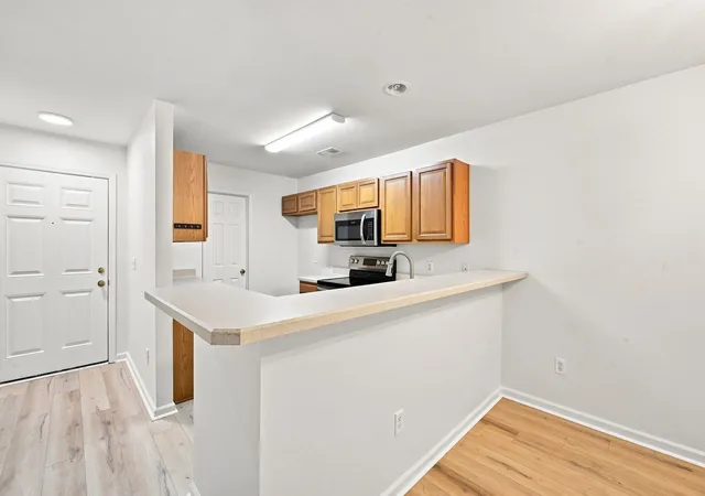 Listing Photo 4 - Condo for sale in building located at 108 Brentwood Dr, Murrells Inlet, SC 29576 - Unit #C