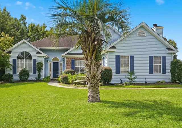 Photo 1 of Single family home for sale at 3943 Lochview Dr, Myrtle Beach, SC 29588 | MLS# 2622409 | Listing updated on 2026-09-17