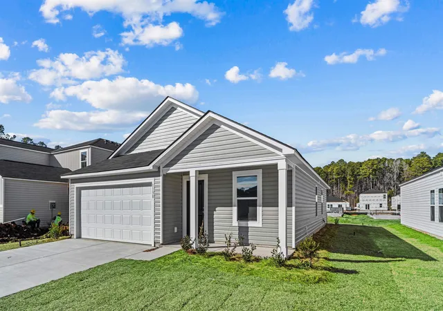 Photo 3 of Single family home for sale at 613 Green Valley Way, Loris, SC 29569 | MLS# 2622414 | Listing updated on 2026-09-10
