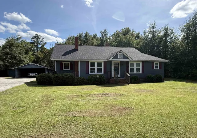 Photo 2 of Sale Pending at 222 E Hampton St, Olanta, SC 29114 | MLS# 2622417 | Listing updated on 2026-09-11
