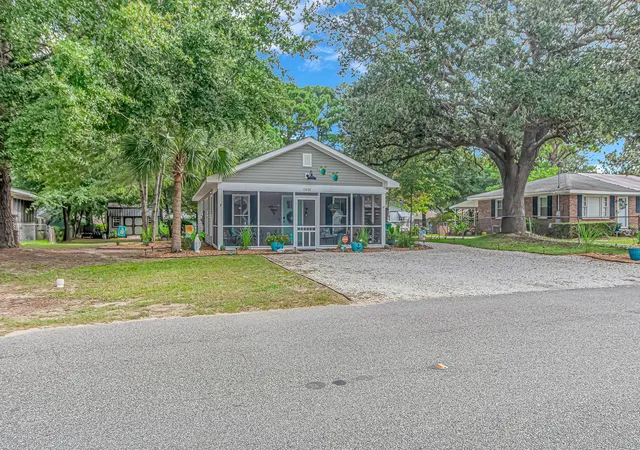 Photo 1 of Single family home for sale at 1014 Whitton St, Georgetown, SC 29440 | MLS# 2622434 | Listing updated on 2026-09-14
