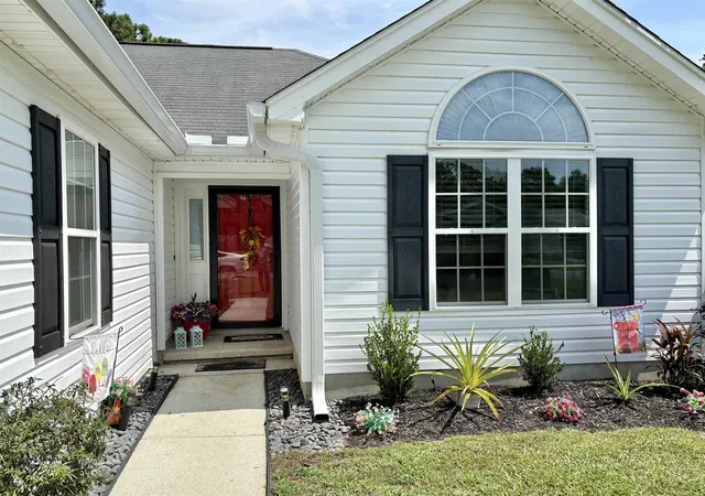 Photo 2 of Single family home for sale at 72 Daniel Morrall Ln, Georgetown, SC 29440 | MLS# 2622447 | Listing updated on 2026-09-10