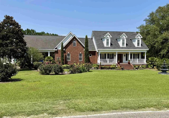 Photo 1 of Single family home for sale at 526 Shannon Rd, Marion, SC 29571 | MLS# 2622456 | Listing updated on 2026-09-11