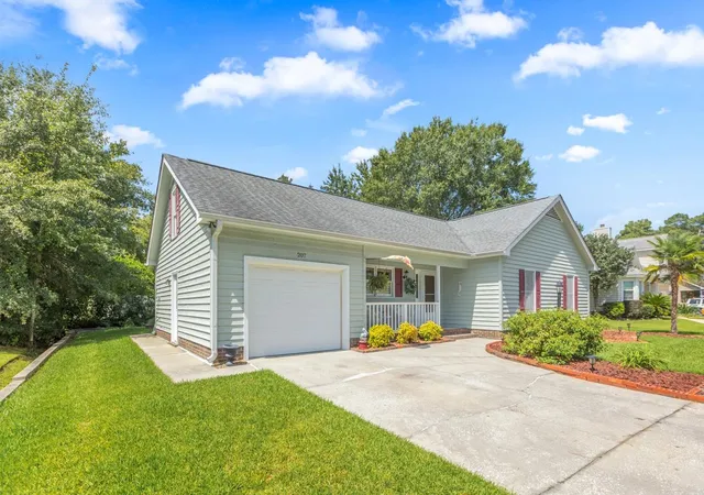Photo 2 of Sale Pending at 207 Berkshire Dr, Myrtle Beach, SC 29588 | MLS# 2622463 | Listing updated on 2026-09-14